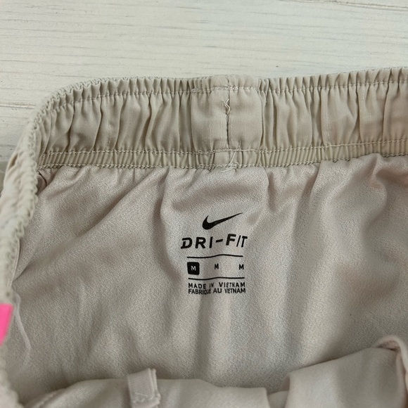 Nike shorts - Picture 3 of 3